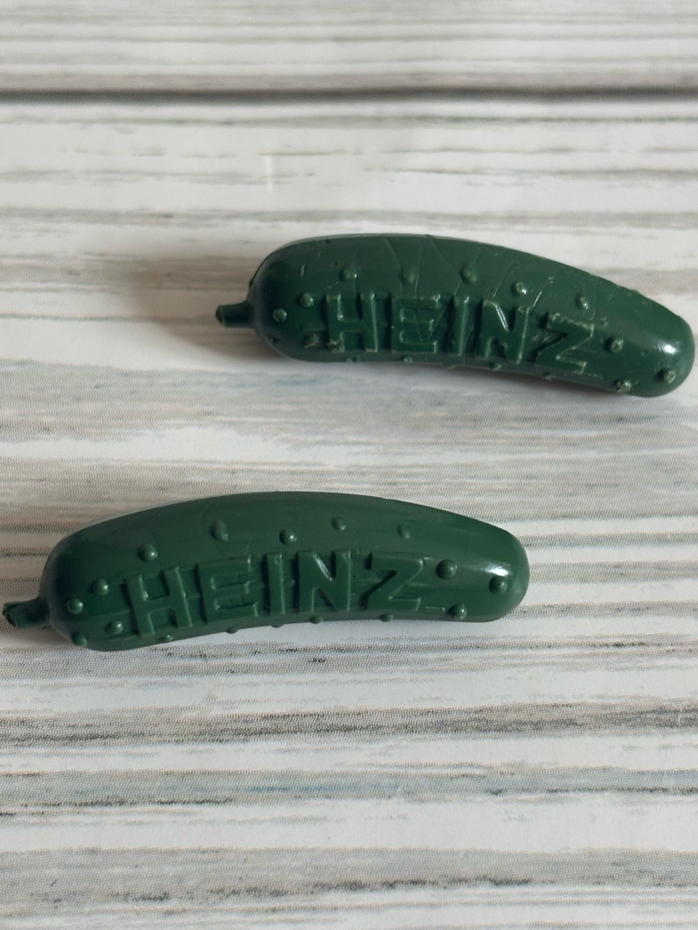 Heinz vintage pickle pins - Picture 2 of 8